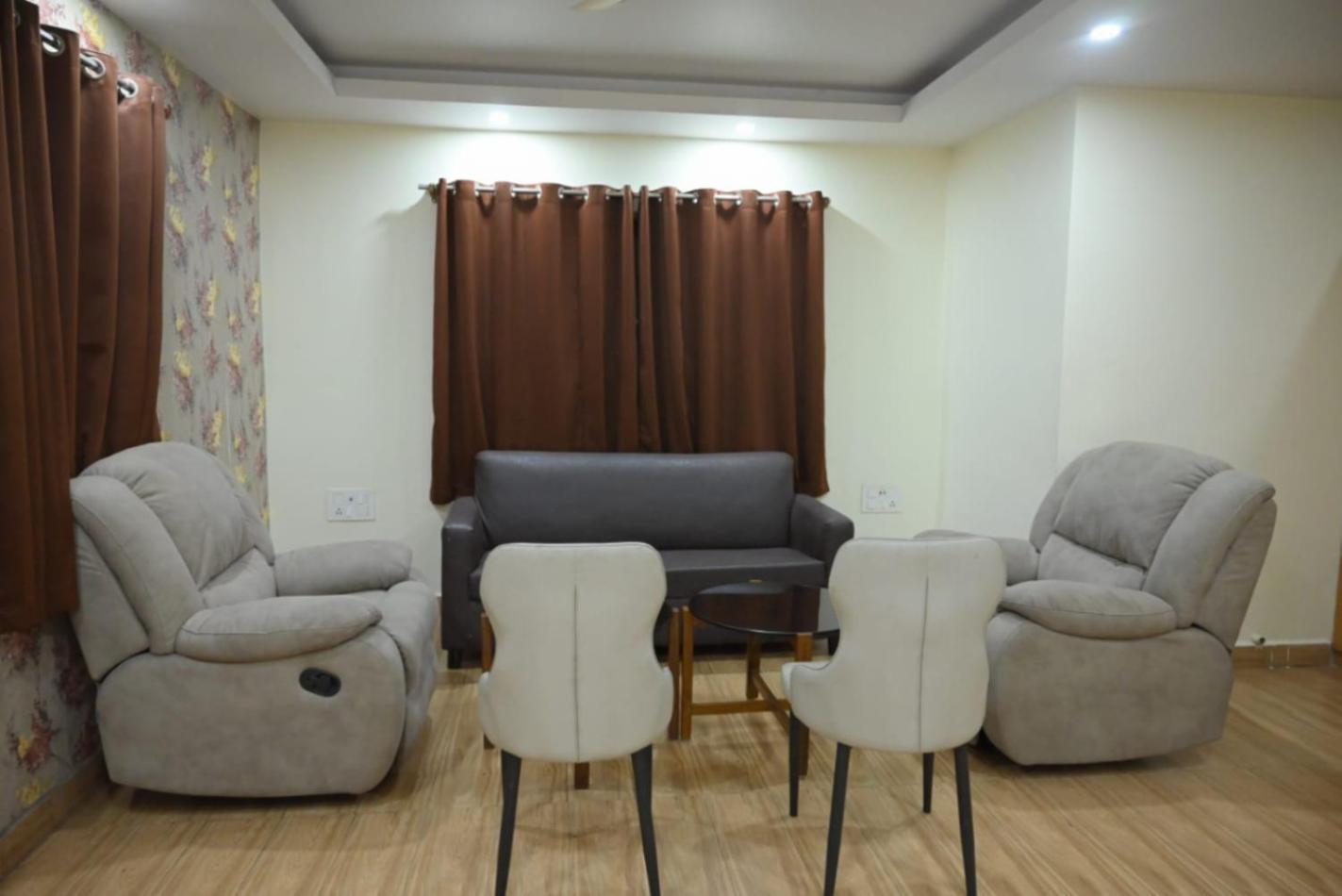 Hotel Jyoti International Āsansol Zewnętrze zdjęcie